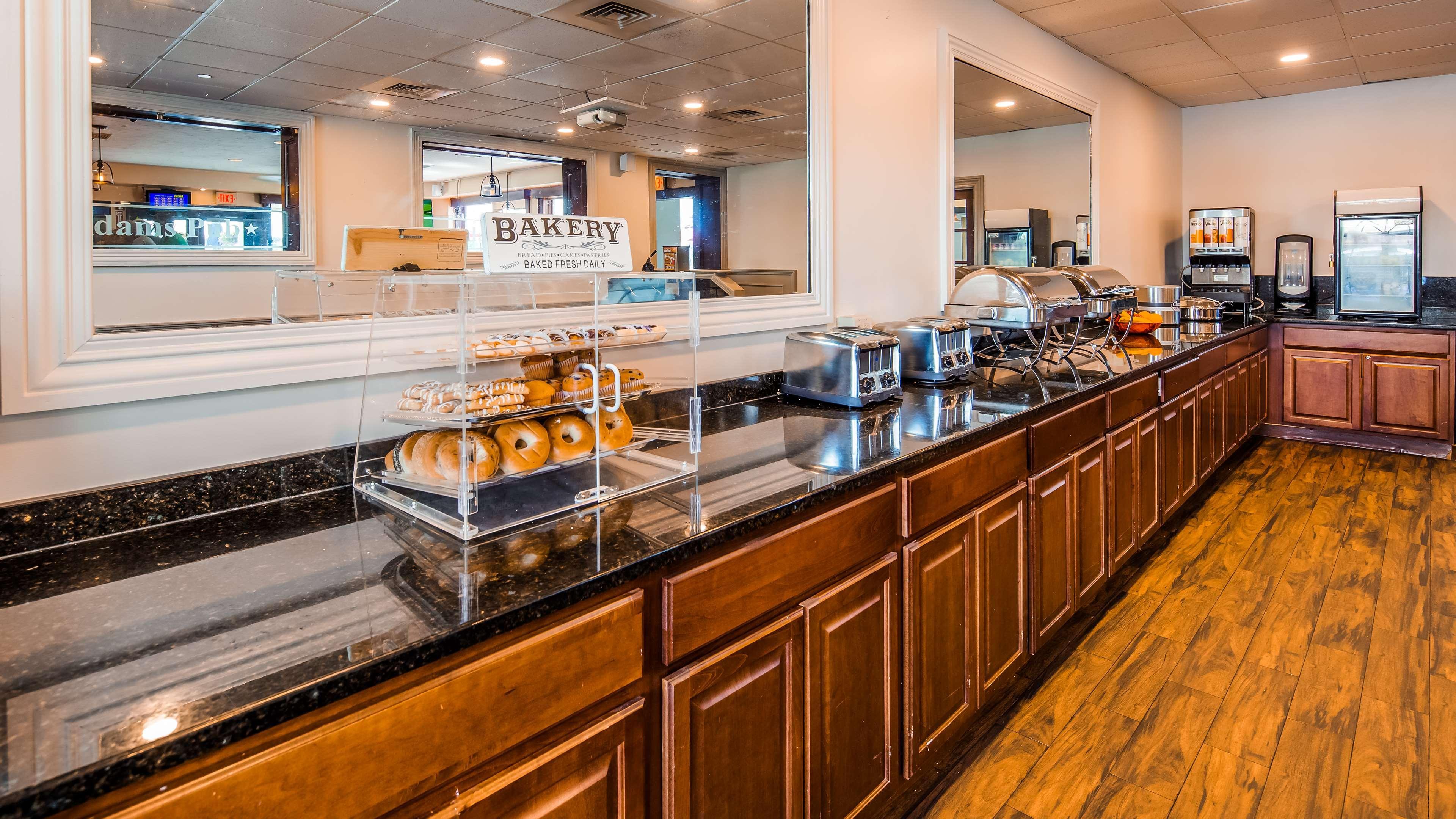 Best Western Adams Inn Quincy-Boston Esterno foto